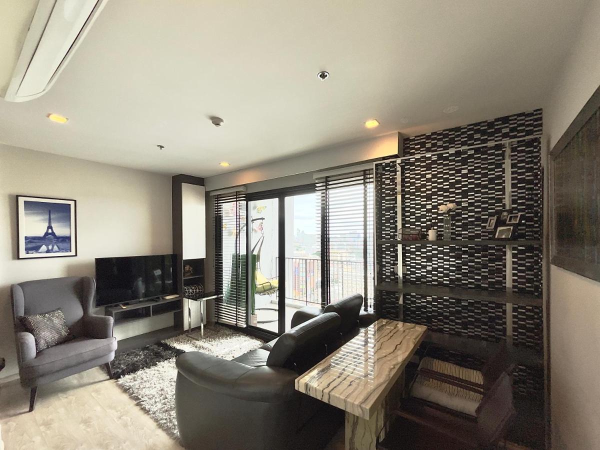 Apartamento The Base Deluxe Kingsize Pattaya Exterior foto