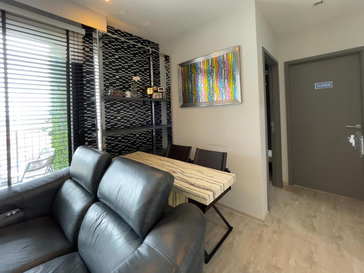Apartamento The Base Deluxe Kingsize Pattaya Exterior foto