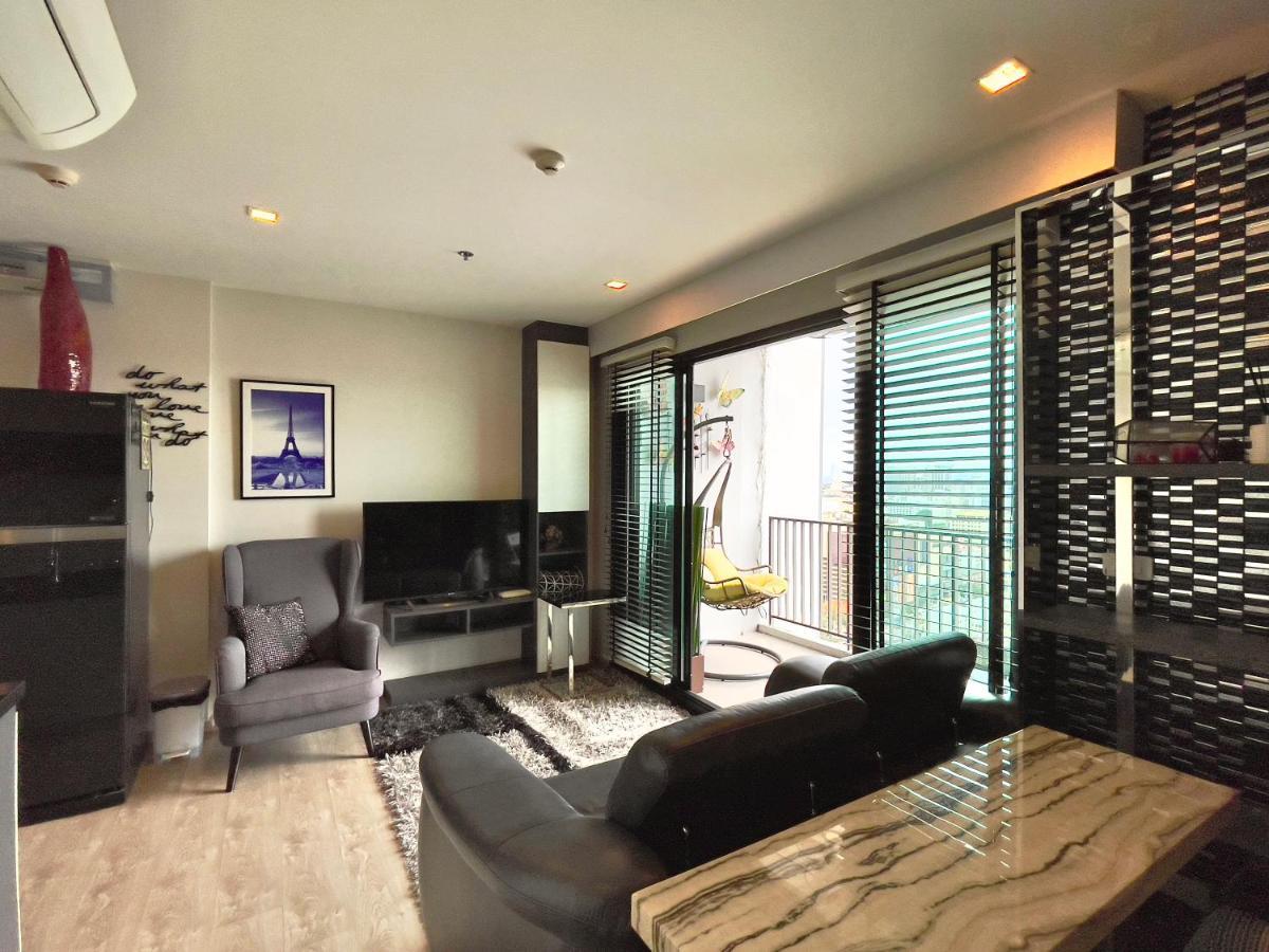 Apartamento The Base Deluxe Kingsize Pattaya Exterior foto
