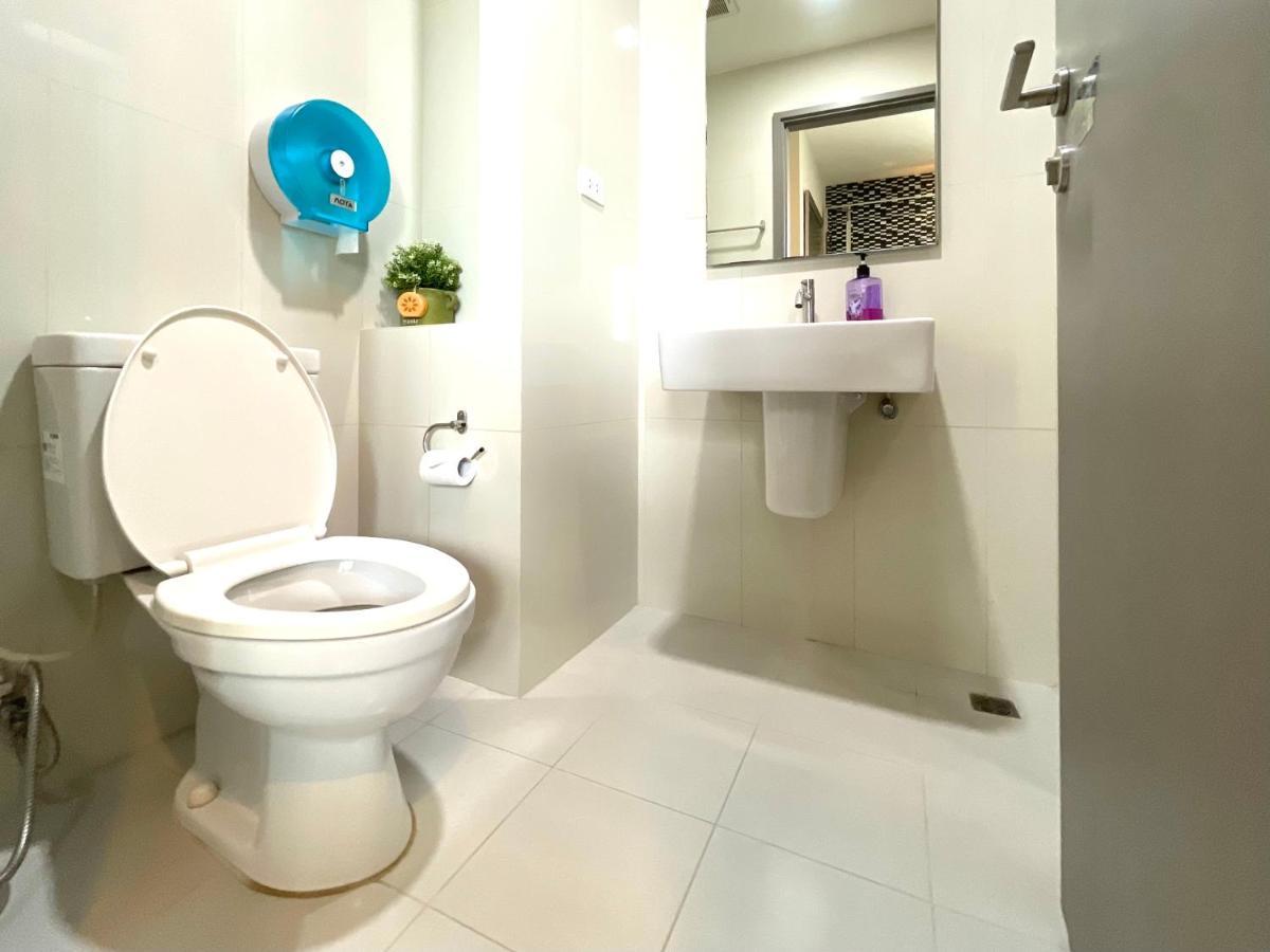 Apartamento The Base Deluxe Kingsize Pattaya Exterior foto